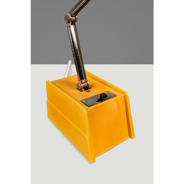 Mid-Century Modern Industrial Tensor Table / Desk Lamp by Mobilite as Used in Nasa Offices, C. 1970's For Sale - Image 15 of 17