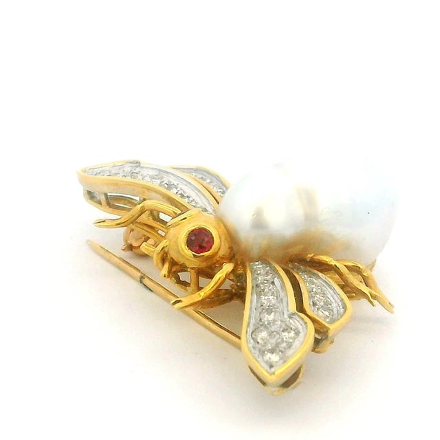 Italian 18k Gold Bee Brooch With Pearl, Diamonds & Rubies, 1970s For Sale - Image 9 of 15