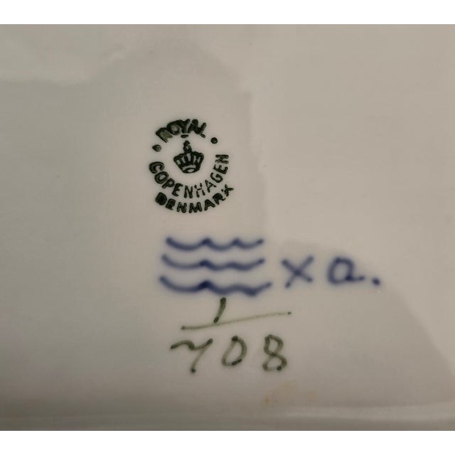 1920s 1920s Royal Copenhagen Musselmalet Bowl For Sale - Image 5 of 5