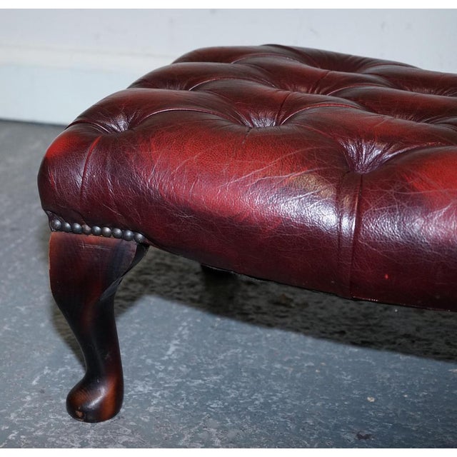 Vintage Burgundy Leather Chesterfield Queen Anne Legs Ottoman For Sale - Image 4 of 13