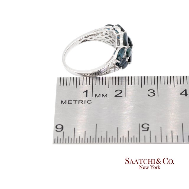 Blue 18k (750) White Gold Natural Diamond and Sapphire Ring Size 6.5 For Sale - Image 8 of 9