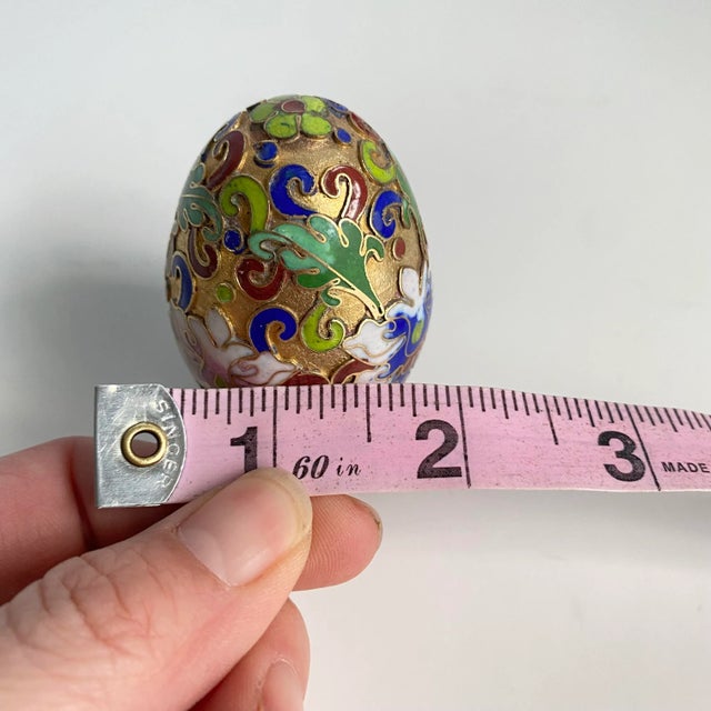 Gold Vintage Petite Cloisonné Egg With Stand Floral Gold Enamel Chinoiserie For Sale - Image 8 of 9