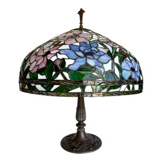 Antique Pink and Blue Floral Leaded Stained Glass Table Lamp For Sale