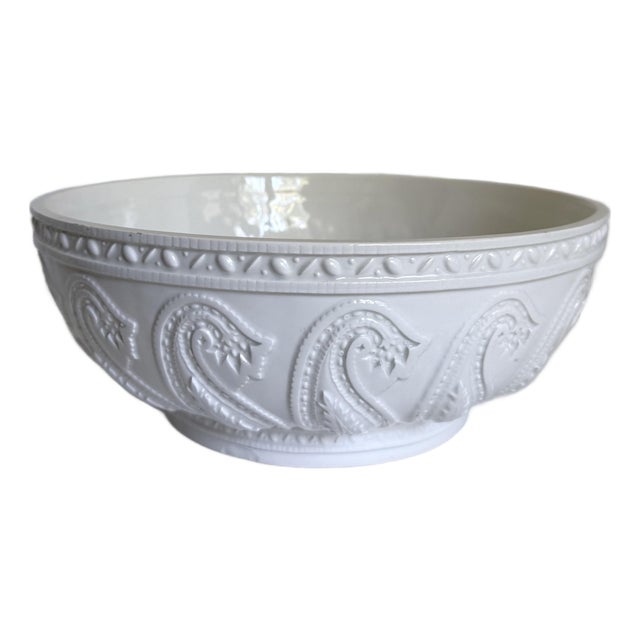 Vintage Mottahedeh Italian Ceramic Relief Centerpiece Serving Bowl For Sale