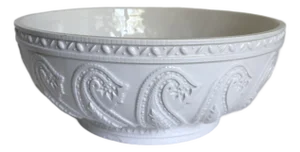 Vintage Mottahedeh Italian Ceramic Relief Centerpiece Serving Bowl