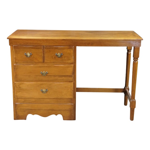 Vintage Early American Colonial Style Solid Maple Country Kneehole Desk 44" For Sale