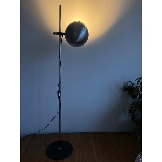 Lamp with adjustable shade height. Very good condition. Minimal signs of use in the form of a few minor scratches on the...