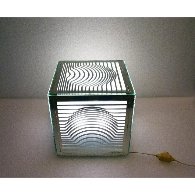Silver Optical Mirrored Table Lamp by Victor Vasarely, 1960s For Sale - Image 8 of 12