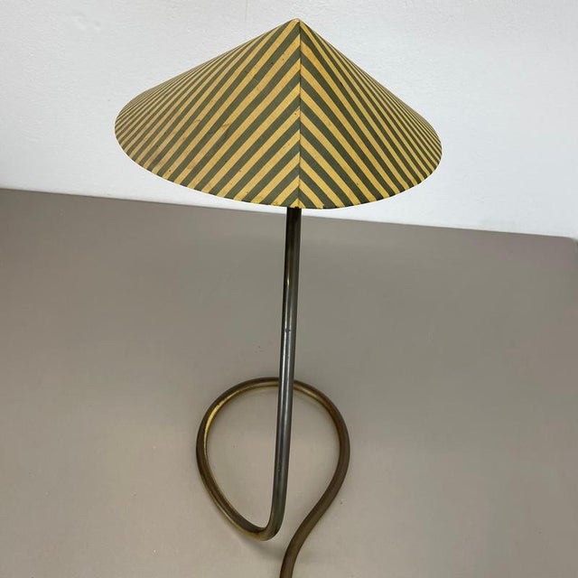 Metal Mid-Century Modern Looped Brass Table Light by J.T Kalmar, Austria, 1950s For Sale - Image 7 of 18