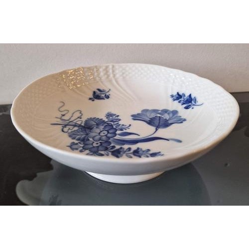 Tea Service from Royal Copenhagen, Set of 26 For Sale - Image 13 of 16