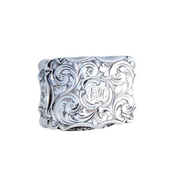 Victorian Silver and Gold Vinaigrette Box with Engravings For Sale - Image 11 of 11