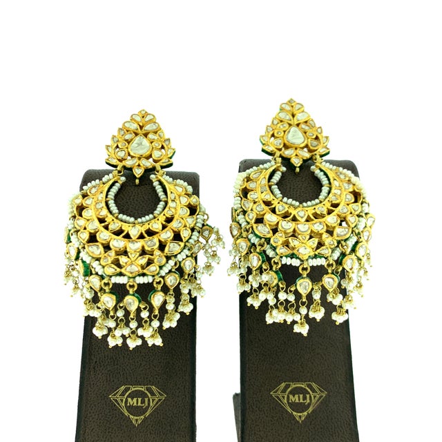 Gold Traditional Kundan 5 Layer Polki Rose Cut Diamond 18 K Bridal Set and Chand Bali For Sale - Image 8 of 8