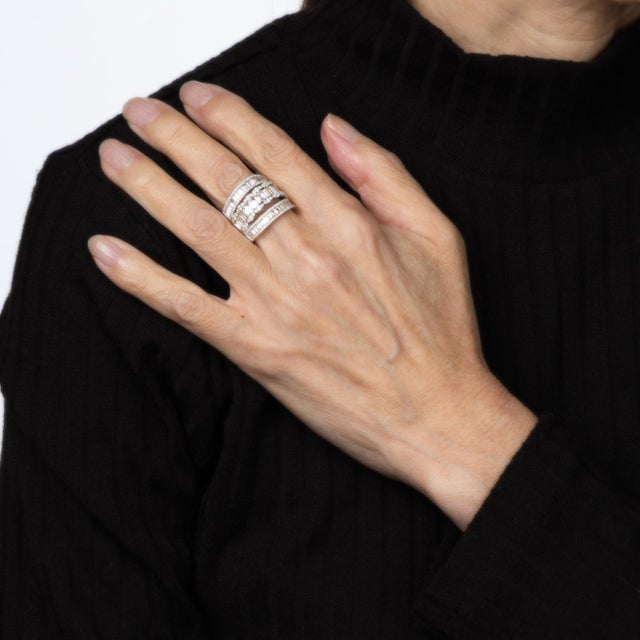 1970s 3.48ct Diamond Cigar Band Sz 8.25 Ring Mixed Cuts 18k White Gold Fine Jewelry For Sale In Los Angeles - Image 6 of 6