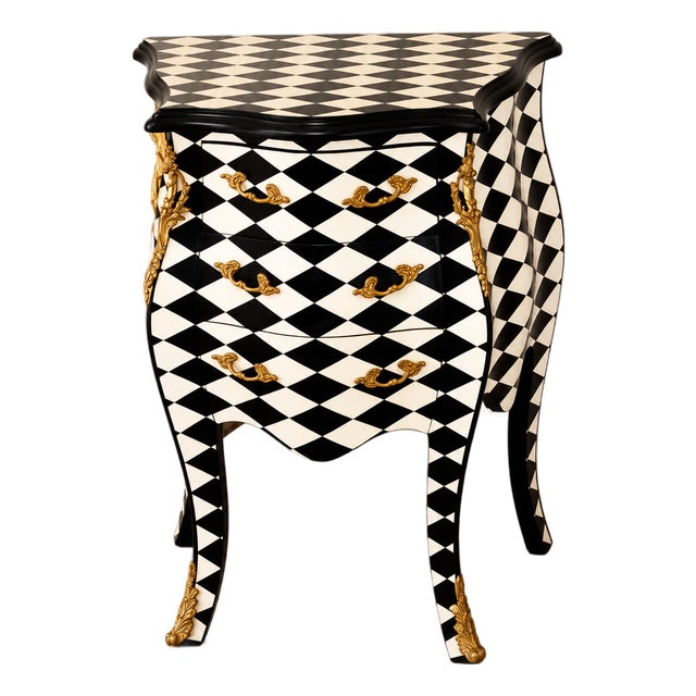 French-Style Harlequin Commode – Black & White Diamond Finish, 3 Drawers & Gold Leaf Details For Sale