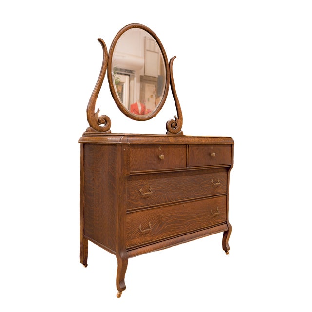 Early 20th Century Marvel Furniture & Co Quarter-Sawn Dresser With Mirror For Sale - Image 14 of 15