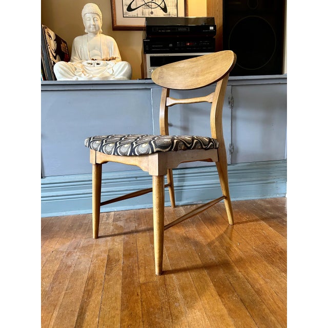 Mid-Century Modern 1960s Vintage Danish Modern Walnut Side Chair For Sale - Image 3 of 6