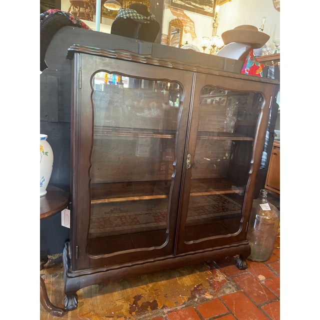 American Mid 20th Century Imbuia Wood Display Cabinet For Sale - Image 3 of 7