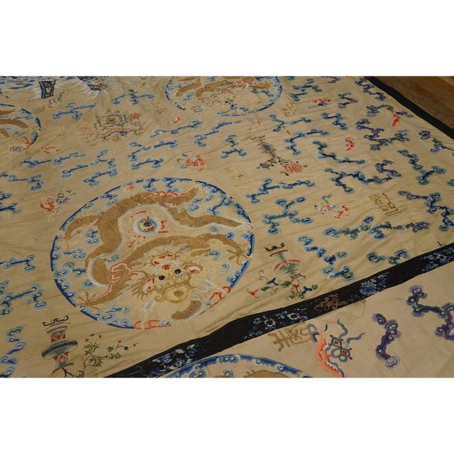 1820s Beige Medallion Dragon Antique Flat Weave Rug Silk Chinese Embroidery For Sale - Image 9 of 11
