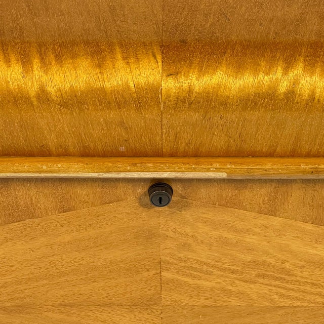 Vintage Cavalier Waterfall Art Deco Flame Mahogany Cedar Blanket Chest For Sale - Image 9 of 11