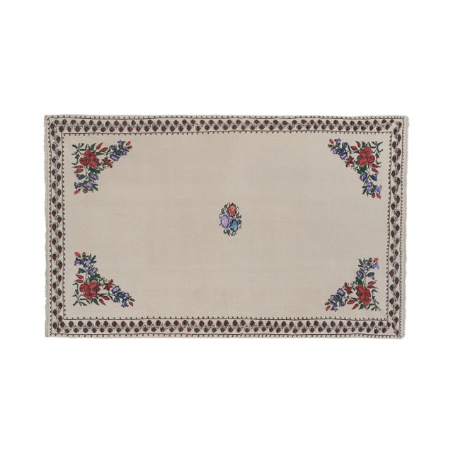 Handwoven Needlepoint Floral Pattern Kilim Rug Turkish Mid Century 5'5'' X 8'2'' 65.3" x 98.4" / 166 x 250 Cm Hand woven...