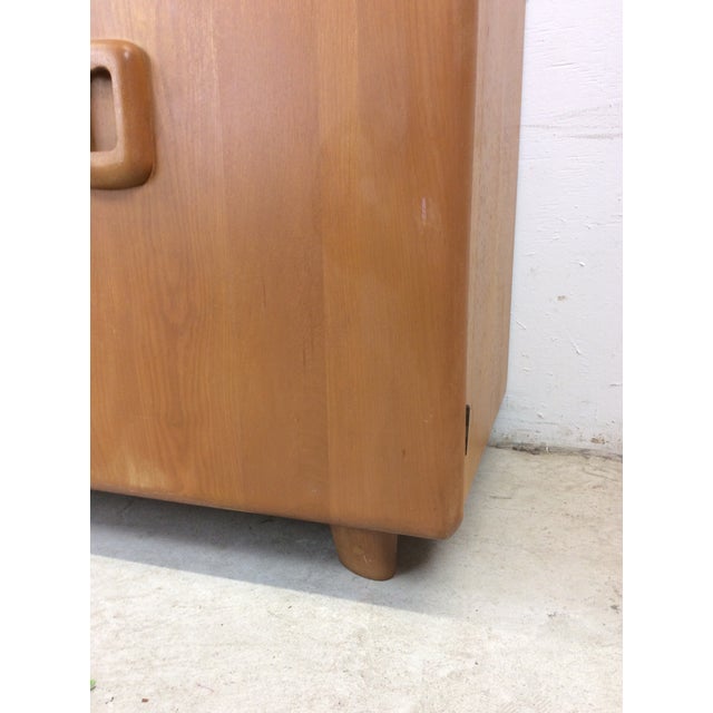 Heywood-Wakefield Mid Century Modern Compact Credenza by Heywood Wakefield For Sale - Image 4 of 12