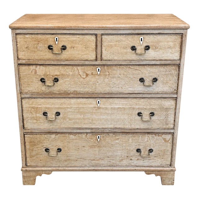 18th Century Georgian Lightened Mahogany Chest of Drawers For Sale