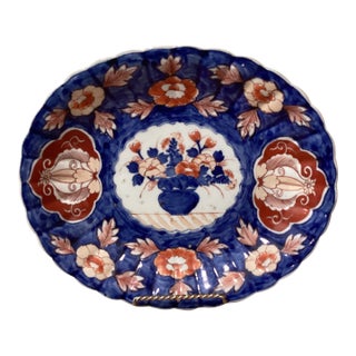 Antique Japanese Porcelain Hand Painted Imari Oval Scalloped Platter Circa 1900s For Sale