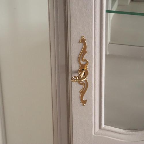 French Display Cabinet with Mirrored Back Panel, 1890s For Sale - Image 6 of 18