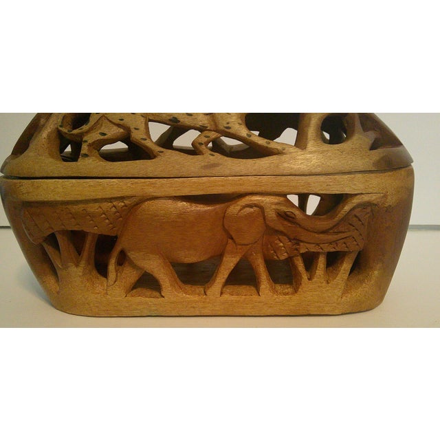 Vintage Carved Wood Box With Lid Hand Carved African Safari Animals as Is / Read For Sale In Dallas - Image 6 of 12