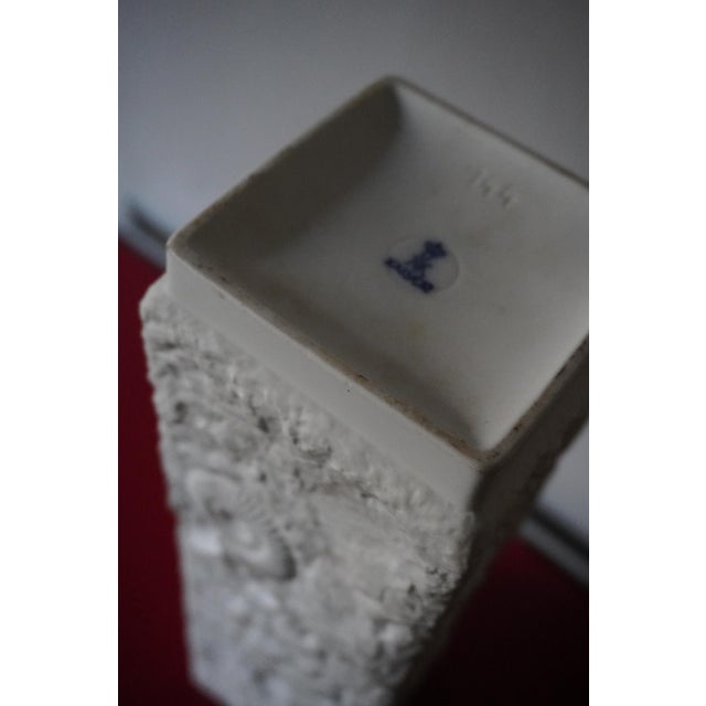 Vintage German Vases with Fossil Design in Biscuit Porcelain from AK Kaiser, 1960s, Set of 5 For Sale - Image 12 of 18
