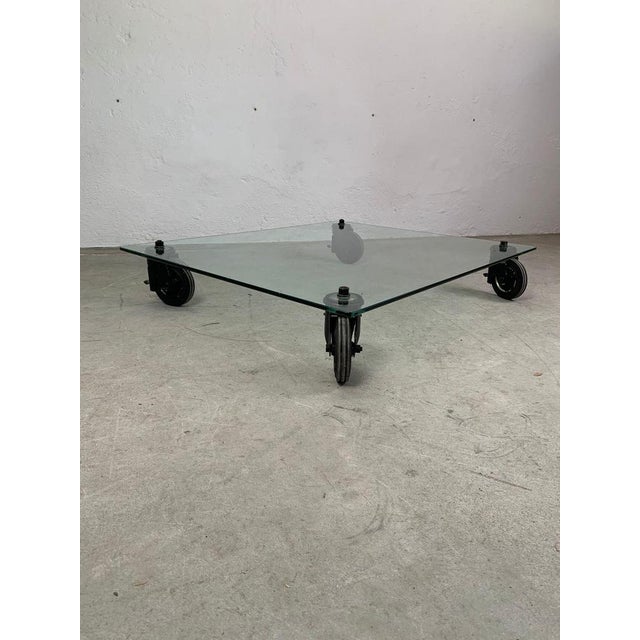 Metal Glass and Metal Low Table attributed to Gae Aulenti for Fontana Arte, 1970s For Sale - Image 7 of 11