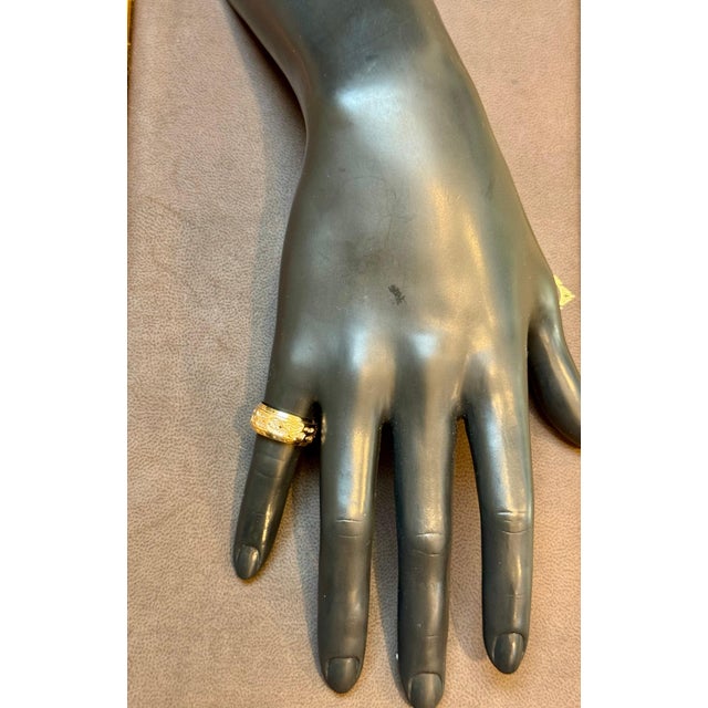 Early 21st Century 14 Karat Yellow Gold Classic Wide Wedding Band With Design Ring, Unisex Size 4.5 For Sale - Image 5 of 18