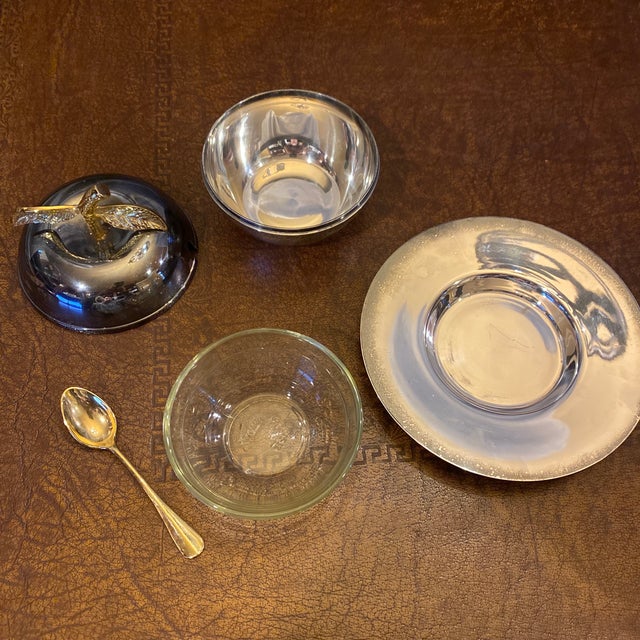 Hollywood Regency Vintage Silverplate Apple Honey/Jam/Condiment Server With Glass Insert & Spoon - 5 pcs For Sale - Image 3 of 6