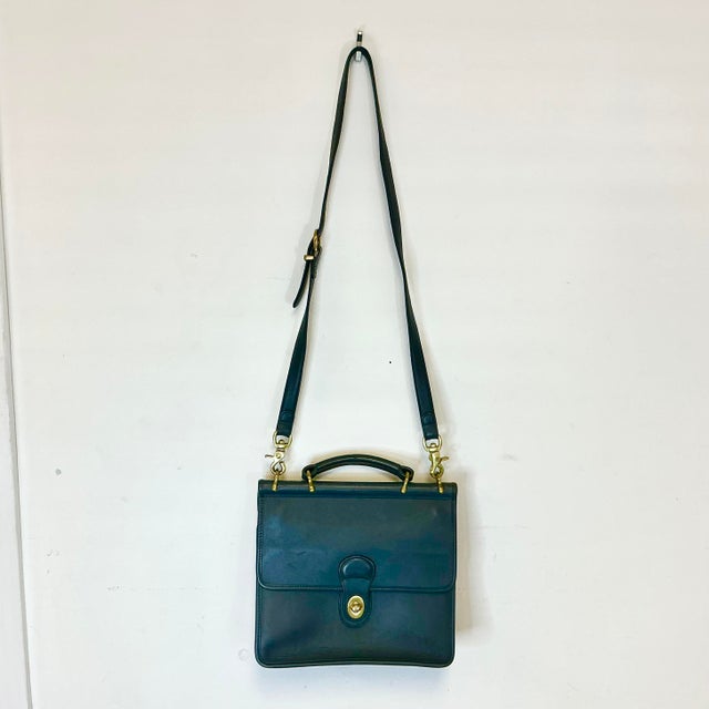 Coach 1993 Vintage Boho Chic Coach Willis Navy Leather Satchel Crossbody Handbag For Sale - Image 4 of 11