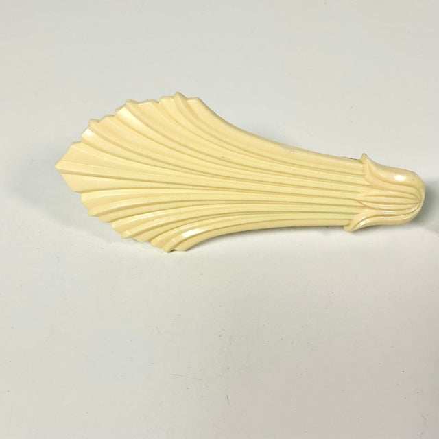 Plastic 1940s Vintage Art Deco Hollywood Regency Boho Chic Bakelite Tiebacks - Set of 2 For Sale - Image 7 of 9