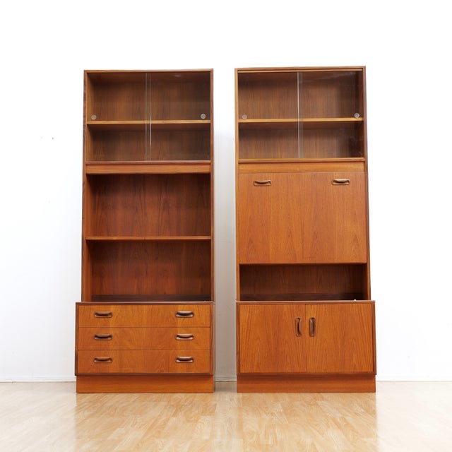 This vintage bookcase was produced by G Plan during the 1970s as part of their 'Fresco' range. There is plenty of storage...