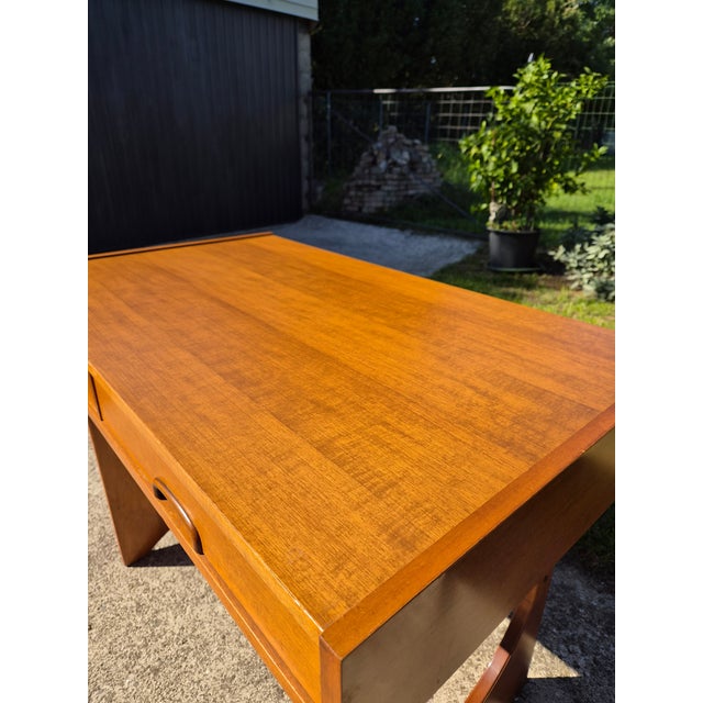 Tan Vintage Teak Desk attributed to R. Bennett for G-Plan, 1970s For Sale - Image 8 of 15