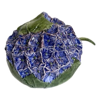 1970s Italian Sculptural Hydrangea Ceramic Tureen With Leaf Ladle For Sale