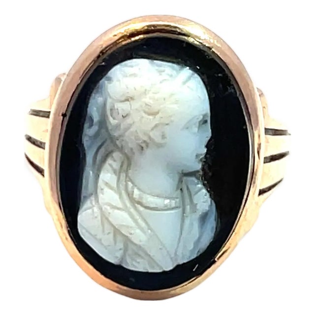 14k Rose Gold Antique Cameo Ring, Size 3.5 For Sale