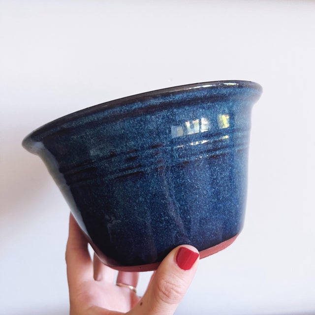 Farmhouse Set of 3 Vintage Stoneware Pottery Bowls For Sale - Image 3 of 8