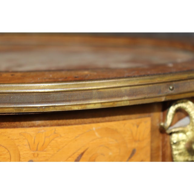 1910s French Louis XV Style Bronze Mounted Rams Head Marble Top End Table For Sale - Image 5 of 10