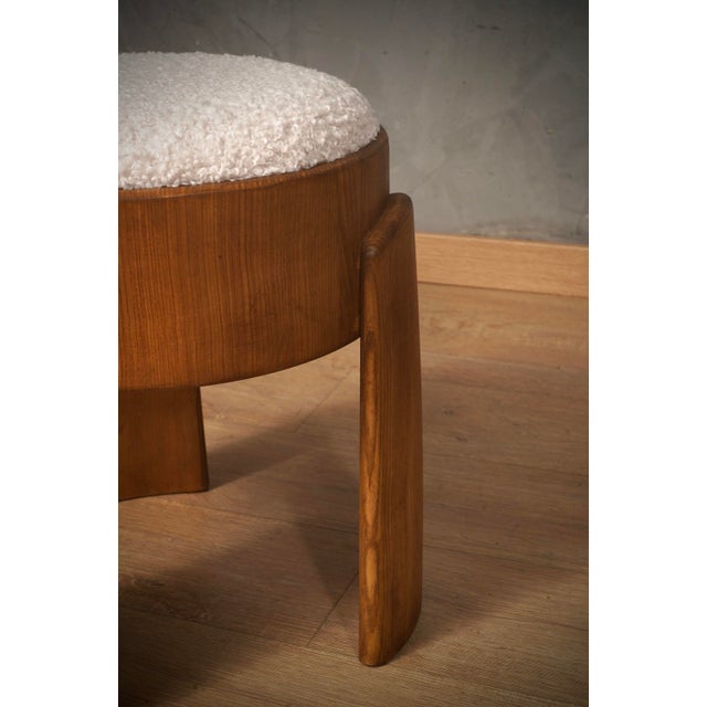 Art Deco Round Ottoman in Ash and White Boucle, 1990 For Sale - Image 6 of 10