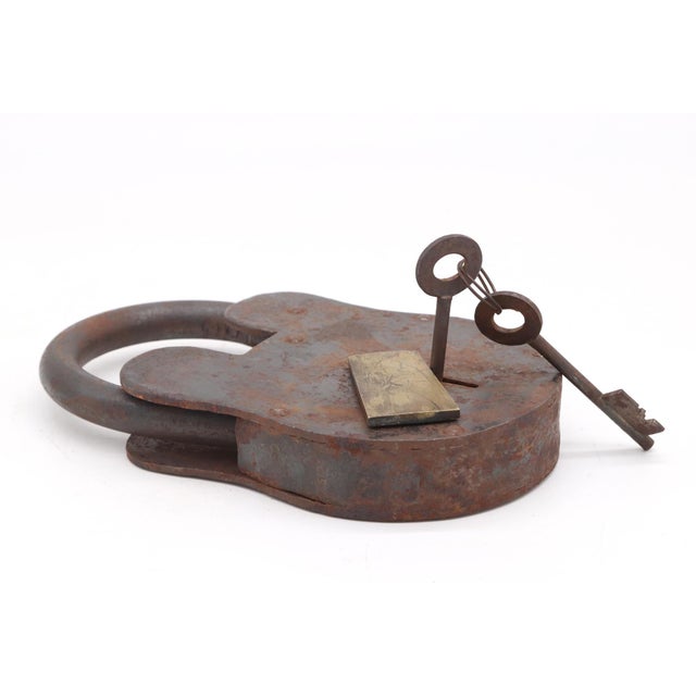 Traditional Antique Large Operable Steel Padlock With Keys For Sale - Image 3 of 7