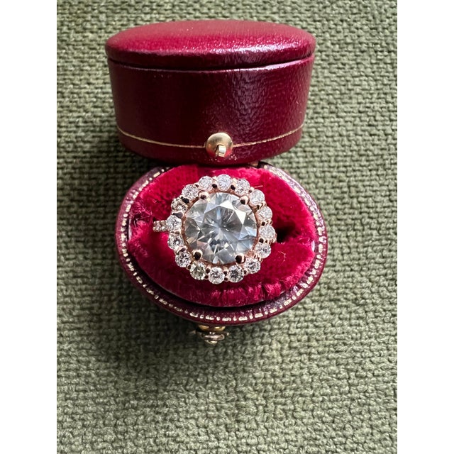 Late 20th Century Bochic “Vintage” Fancy Chocolate, Greenish Diamond 18K Rose Gold Halo Ring For Sale - Image 5 of 13
