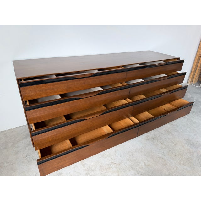 1960s Mid-Century Modern John Stuart Eight-Drawer LowBoy Dresser For Sale In Miami - Image 6 of 18