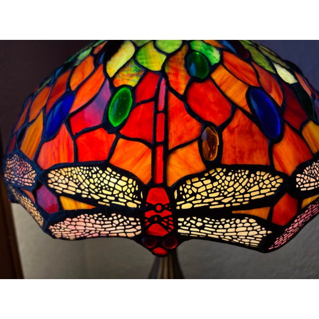 Tiffany Studios Mid 20th Century Styled After Tiffany Leaded Stained Glass Dragonfly Table Lamp For Sale - Image 4 of 11