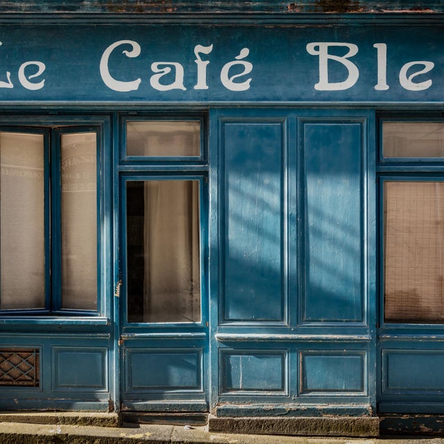 Guy Sargent, The Blue Cafe 2, Photograph For Sale - Image 4 of 5