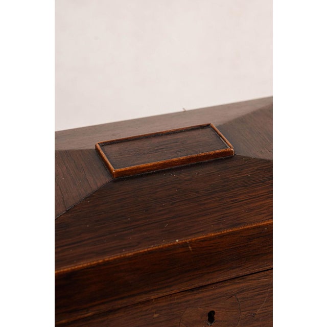 Early 19th Century Georgian Rosewood Tea Caddy With Brass Handles + Brass Claw Feet | Original Fittings + Green Interior For Sale - Image 4 of 10