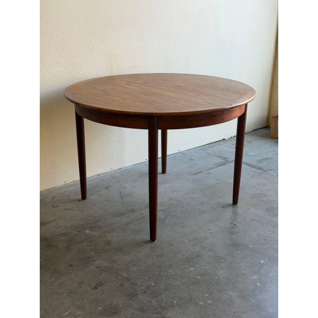 Danish Teak Round Dining Table – Vintage Mid Century Modern Table 1960s For Sale - Image 9 of 9
