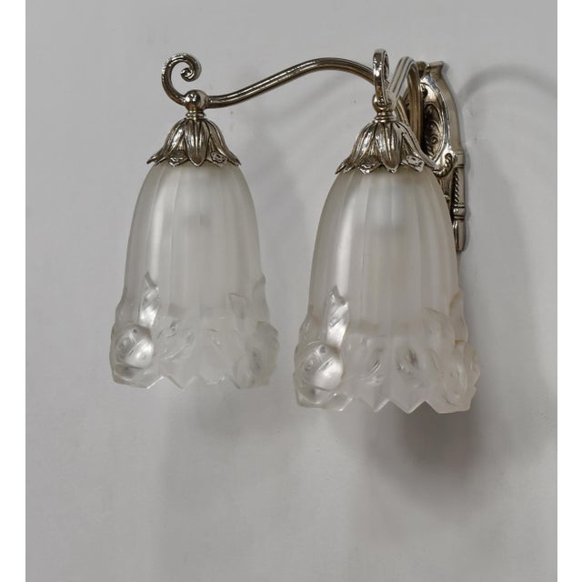 Pair of Gilles 1930s French Art Deco Tulip Glass Double Wall Sconces For Sale - Image 4 of 11